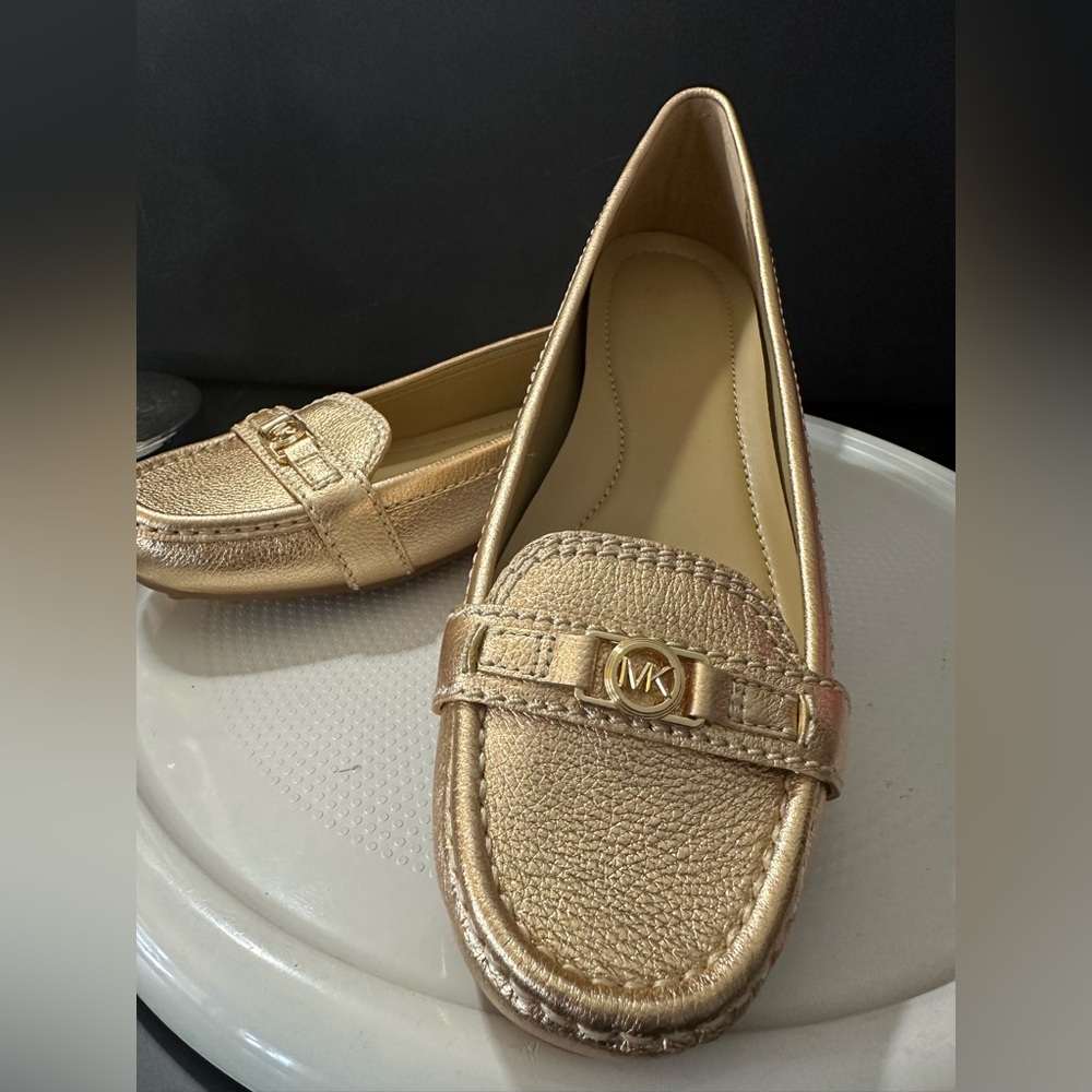 🆕Michael Kors MANDY Gold Metallic Leather Loafers